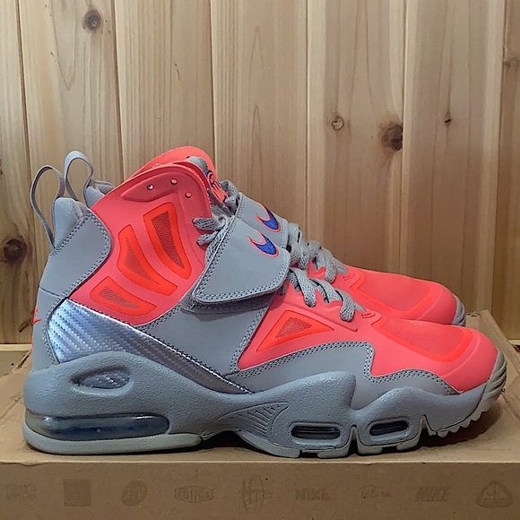 2012 Nike Air Max Express hot punch - Picture 1 of 16